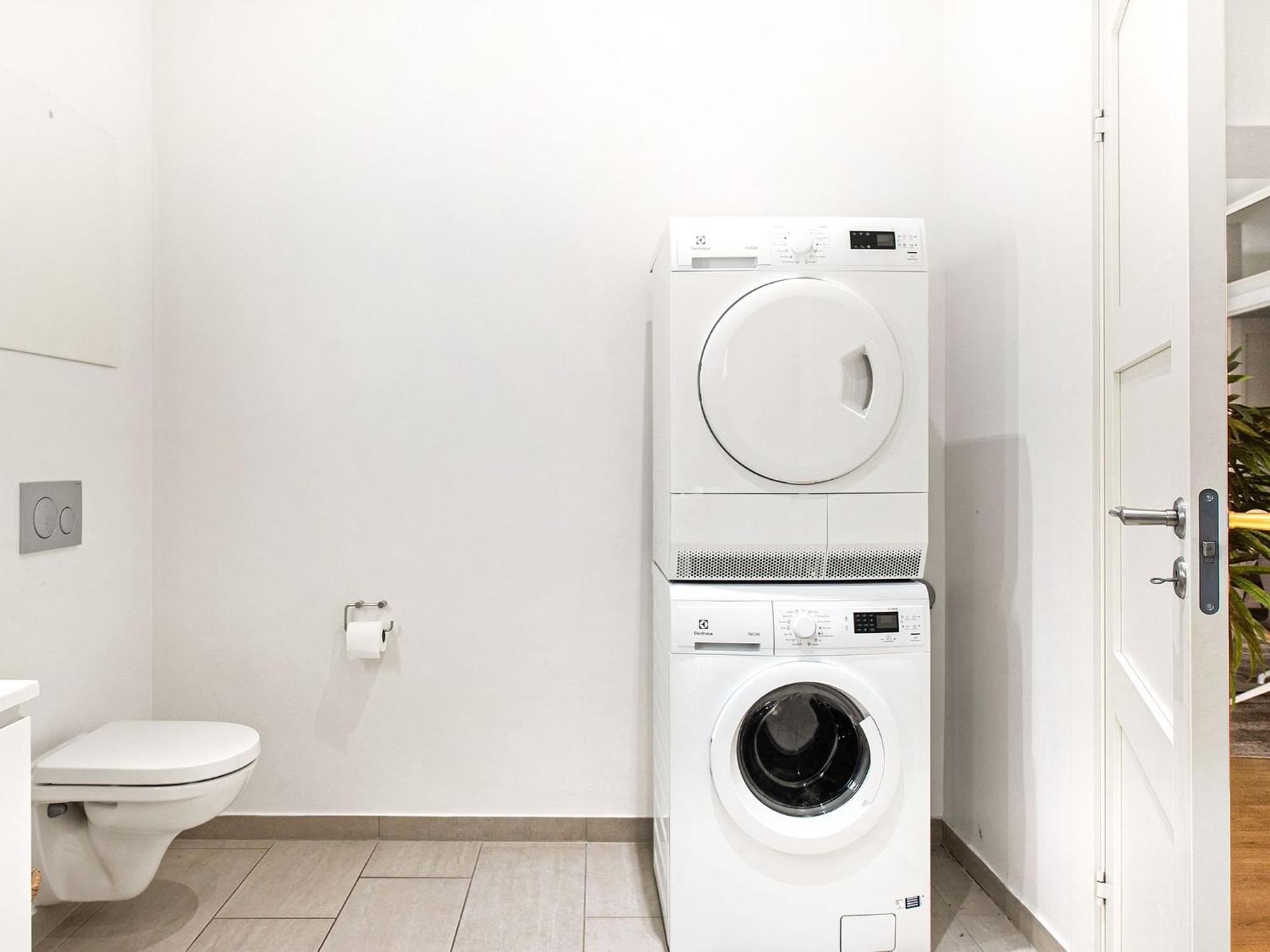 Sanders Leaves - Charming Three-bedroom In Downtown Копенгаген